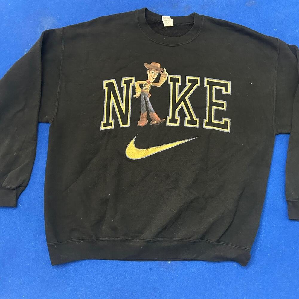 y2k Nike woody toy story graphic sweatshirt